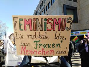 Feminismus ...